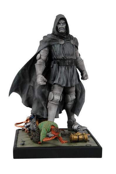 FIGURA DR.DOOM (MARVEL ORIGINS)