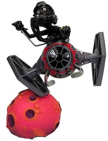 ESTATUA TIE FIGHTER PILOT (KUSTOMZ)